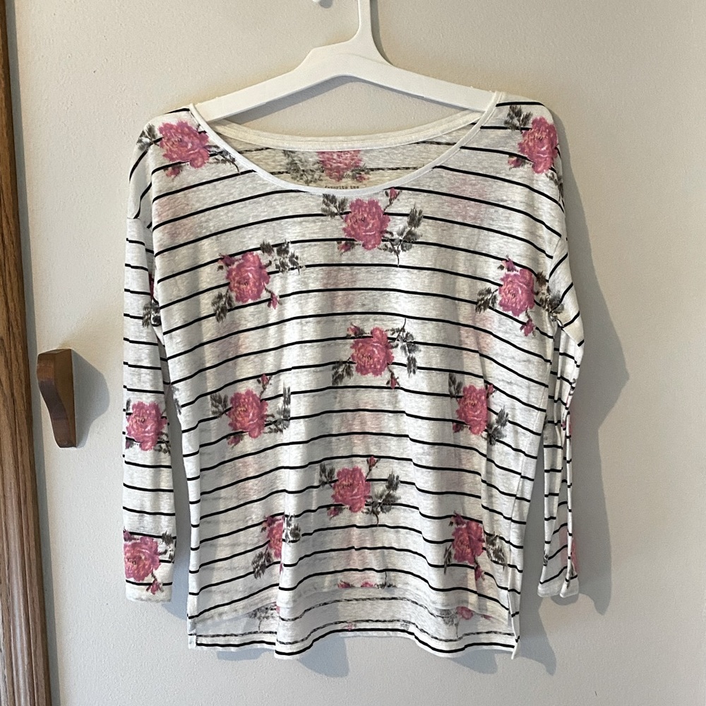 A&E printed tee